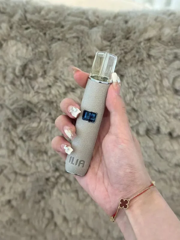 ILIA 哩亞皮革主機 智能螢幕電子煙主機 8W/10W功率調節 Type-C充電